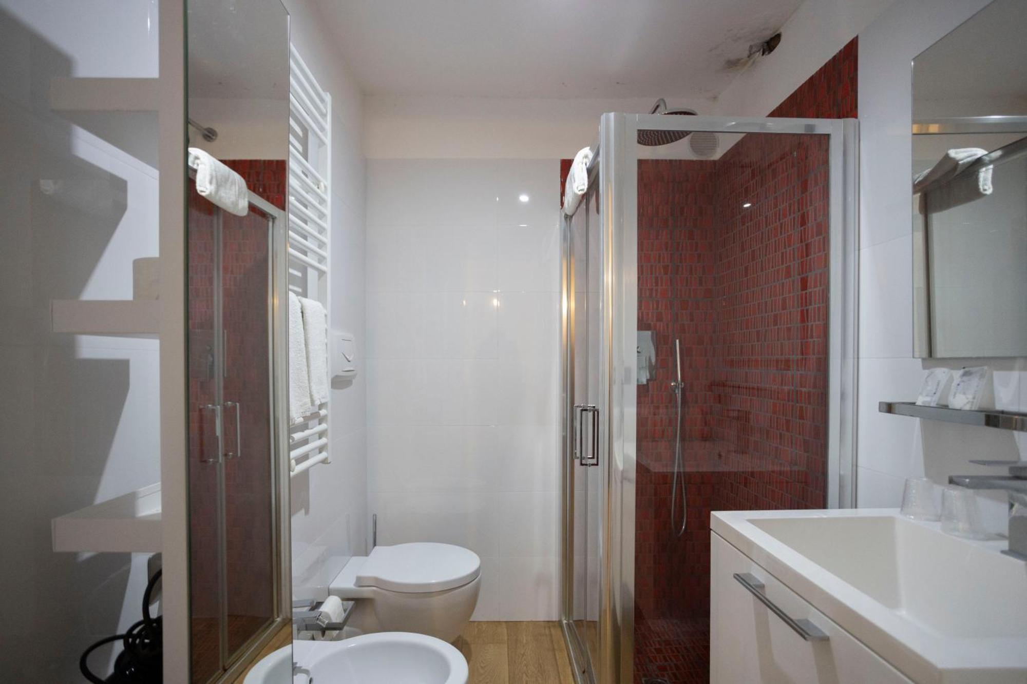 Апартаменты Qu4Ttro I Domo House Салерно Экстерьер фото